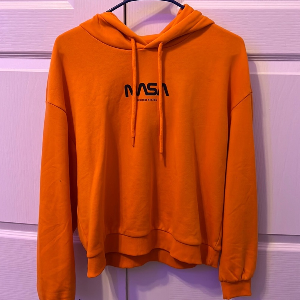 A cute sweatshirt/hoodie from Divided (H&M). Perfect for weathers these days.